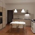 Delle Pomelie - Castellammare Del Golfo Daire Alcamo