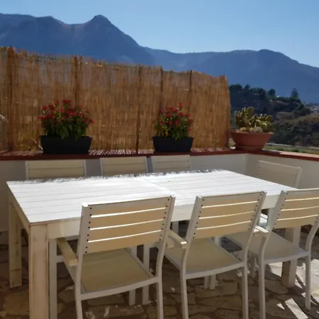 Delle Pomelie - Castellammare Del Golfo