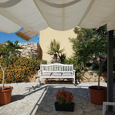 Delle Pomelie - Castellammare Del Golfo Daire *